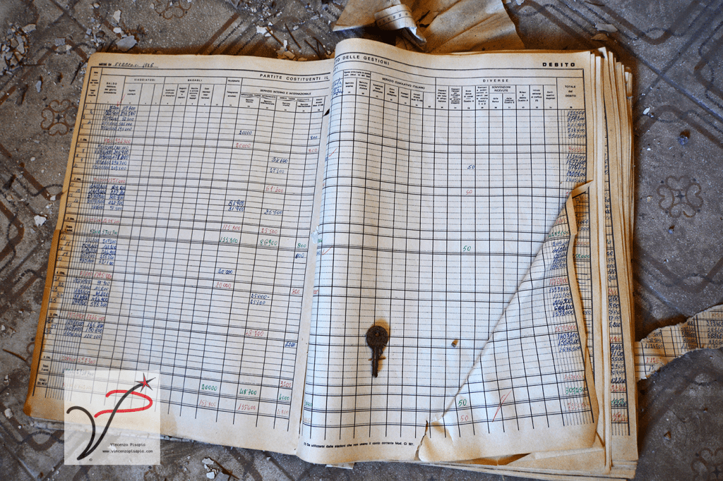 Registro presso la stazione di Teggiano -Sassano (SA).