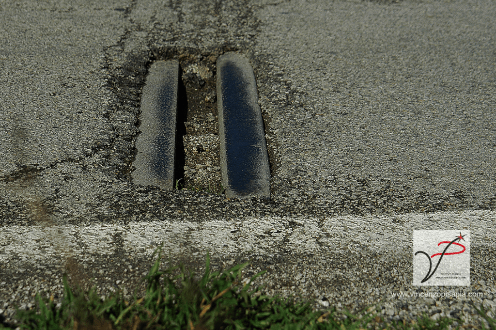 Binario asfaltato, Sala Consilina (SA).